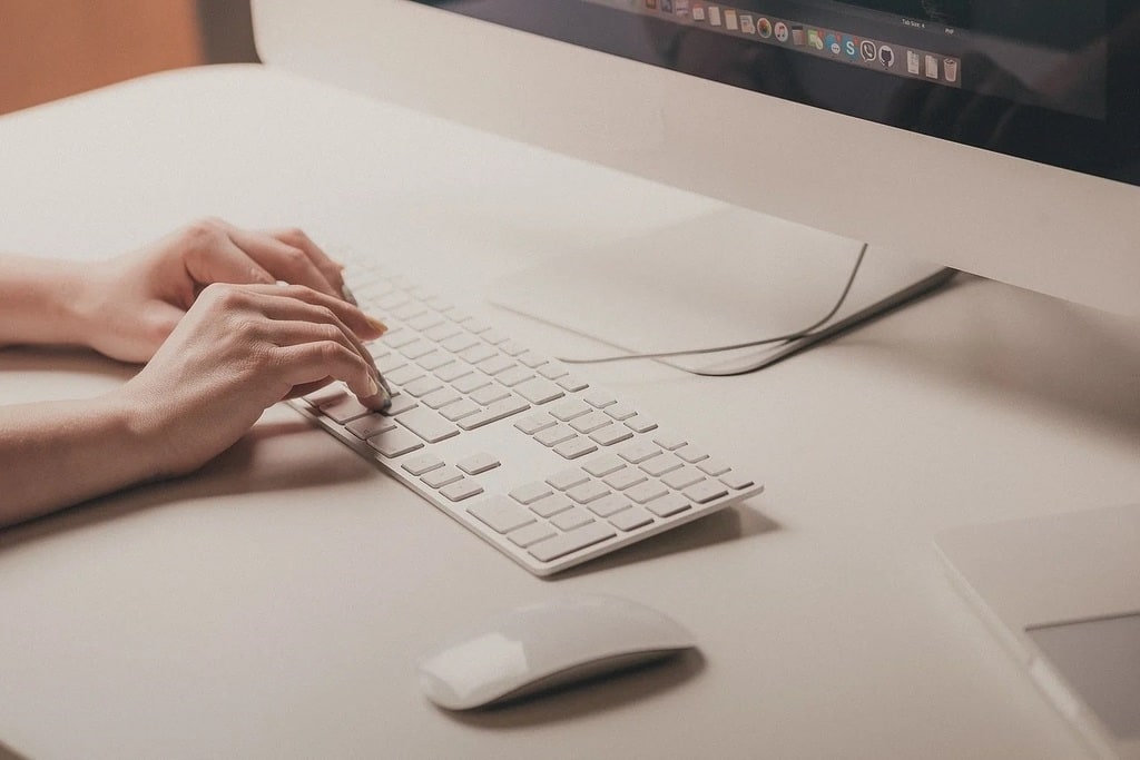 ChatbotGPT change le quotidien numérique en Suisse